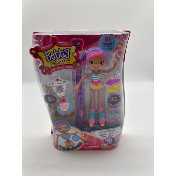 Betty Spaghetty Skate Lucy to Cafe Lucy 21 Pieces NEW in Package - Picture 1 of 2